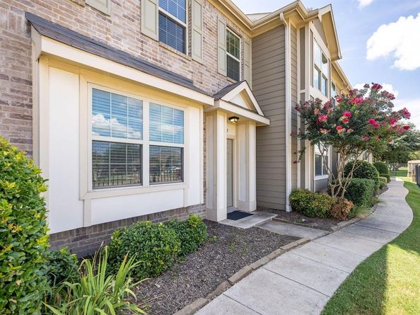 6925  Sandshell Boulevard , Fort Worth Texas 76137