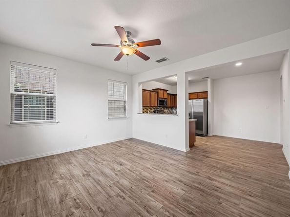 6925  Sandshell Boulevard , Fort Worth Texas 76137