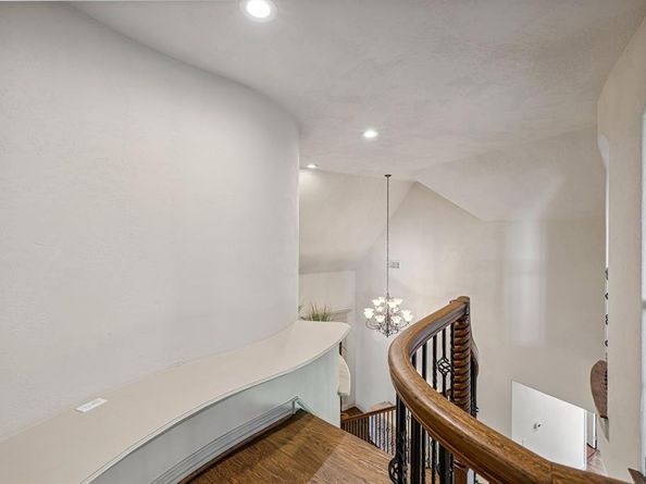 6537 S Dover Terrace , Fort Worth Texas 76132