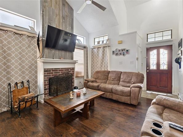 4947  Lomax Drive , Dallas Texas 75227