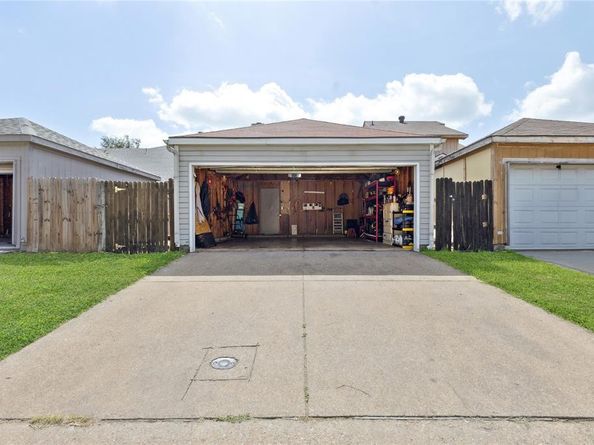 4947  Lomax Drive , Dallas Texas 75227