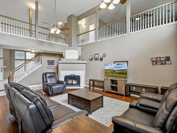 2109  Hemingway Drive , Denton Texas 76210