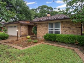 832  Havenwood Lane S, Fort Worth Texas 76112