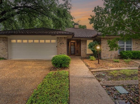 832  Havenwood Lane S, Fort Worth Texas 76112