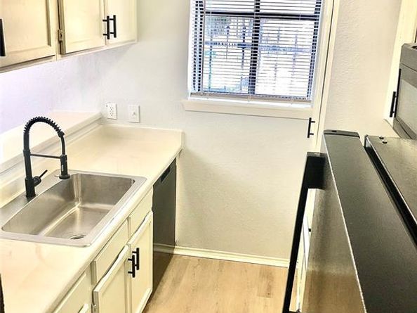 9601  Walnut Street  5101, Dallas Texas 75243