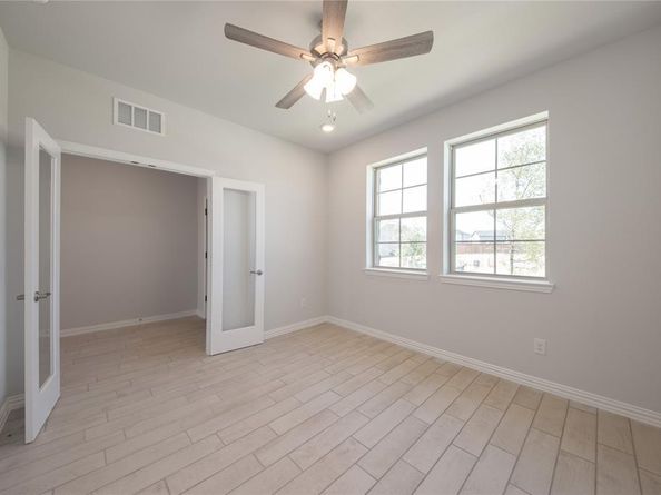 860  Jacquelyn Drive , Little Elm Texas 75068