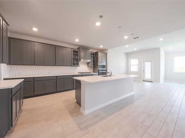 860  Jacquelyn Drive , Little Elm Texas 75068