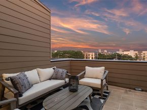 3056  Chimes Street , Dallas Texas 75219