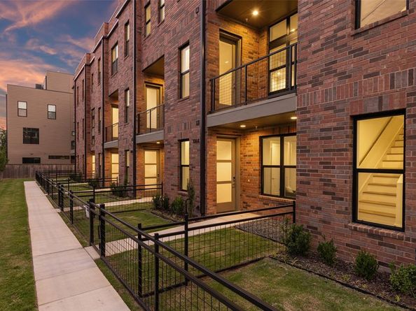 3056  Chimes Street , Dallas Texas 75219