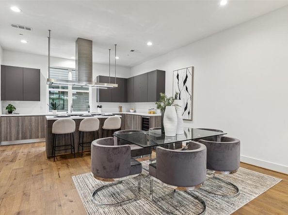 3056  Chimes Street , Dallas Texas 75219