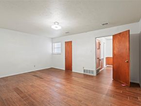1733  Ransom Terrace , Fort Worth Texas 76112