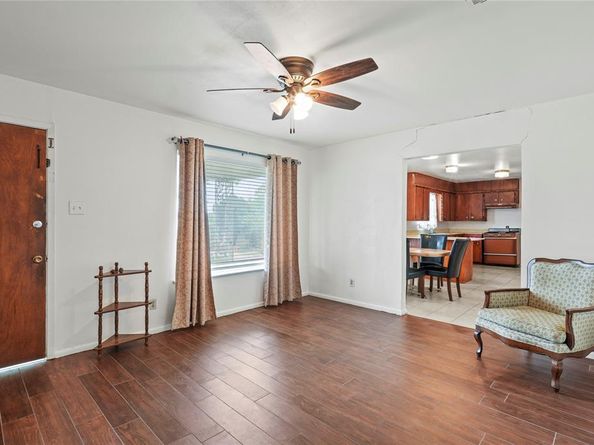 1733  Ransom Terrace , Fort Worth Texas 76112