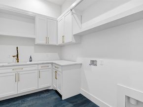 5940  Bryan Parkway , Dallas Texas 75206