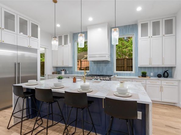 5940  Bryan Parkway , Dallas Texas 75206