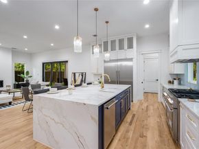 5940  Bryan Parkway , Dallas Texas 75206