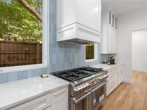 5940  Bryan Parkway , Dallas Texas 75206