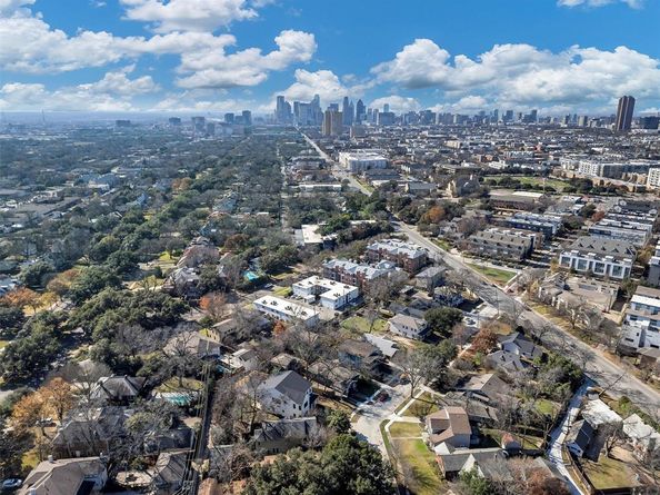 5940  Bryan Parkway , Dallas Texas 75206