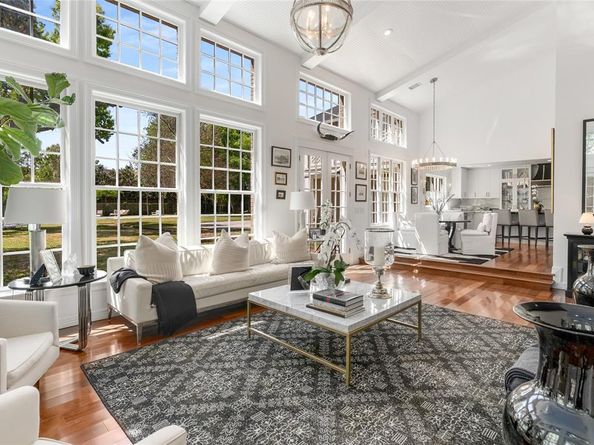 4522  Walnut Hill Lane , Dallas Texas 75229