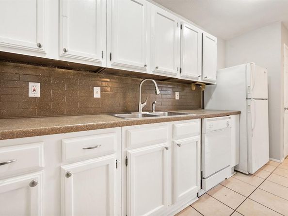 6606  Greenfield Drive , Arlington Texas 76016
