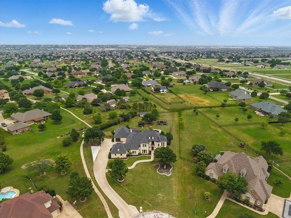 1000  Van Zandt Court , Haslet Texas 76052