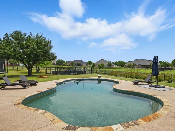 1000  Van Zandt Court , Haslet Texas 76052