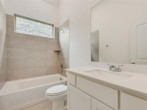 528  Embargo Drive , Fate Texas 75189