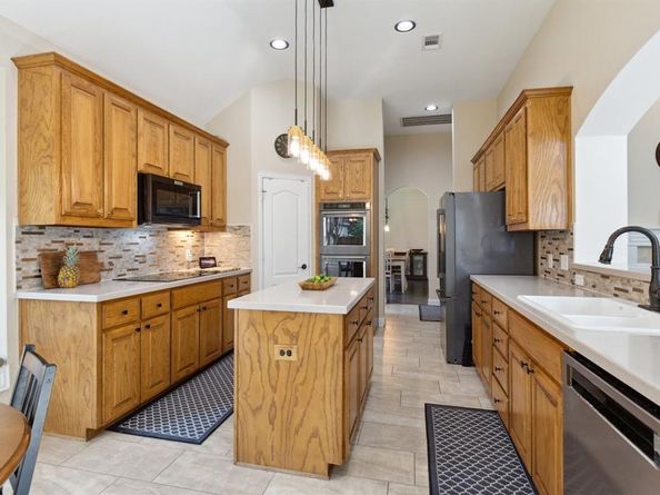 4206  Creekbluff Drive , Rowlett Texas 75088