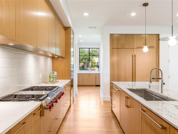 7522  Midbury Drive , Dallas Texas 75230