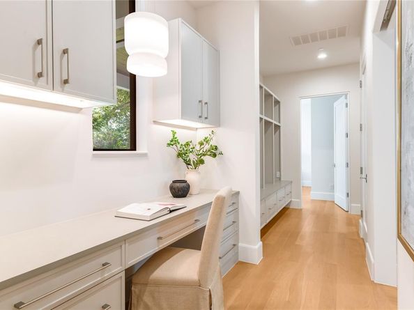 7522  Midbury Drive , Dallas Texas 75230