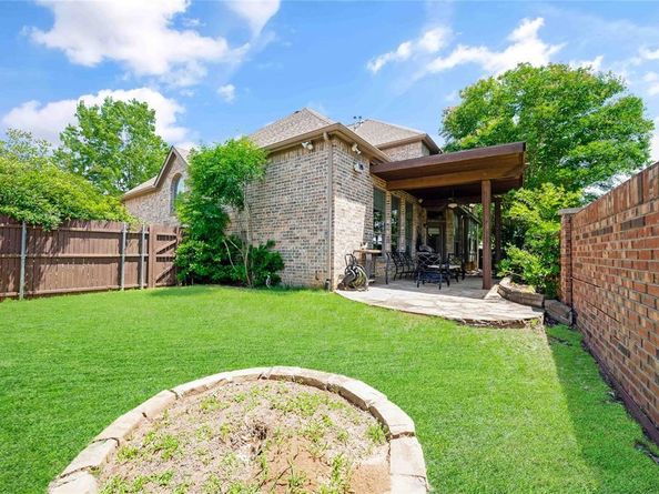 5804  Sterling Drive , Colleyville Texas 76034