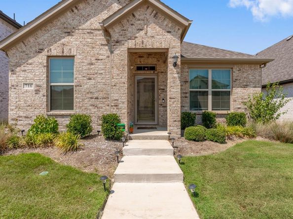 716  Lamp Post Lane , Argyle Texas 76226