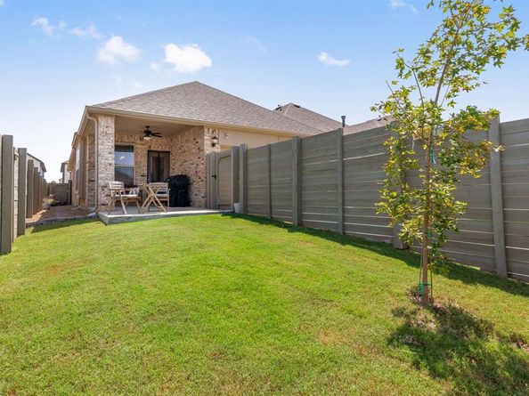 716  Lamp Post Lane , Argyle Texas 76226
