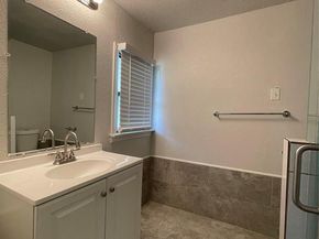 1712  Ida Street , Arlington Texas 76010