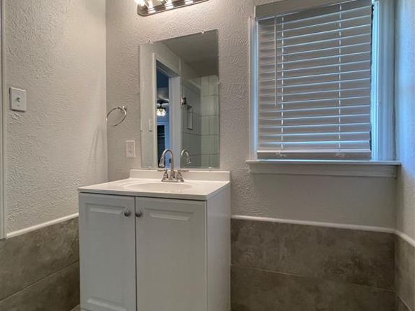 1712  Ida Street , Arlington Texas 76010