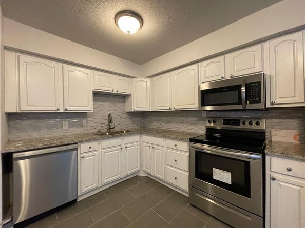 1712  Ida Street , Arlington Texas 76010