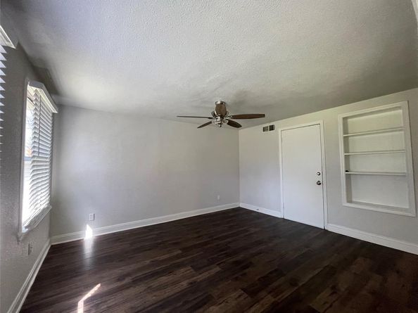 1712  Ida Street , Arlington Texas 76010