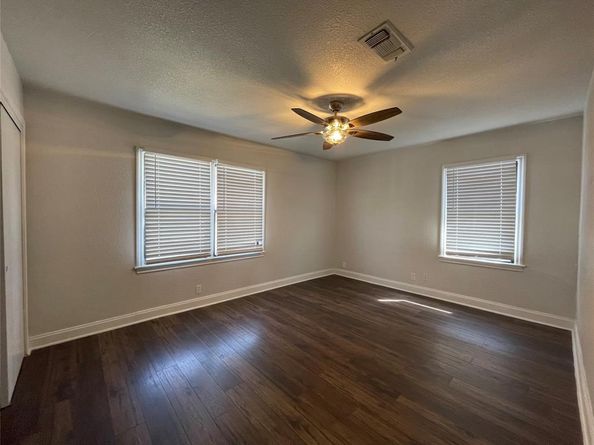 1712  Ida Street , Arlington Texas 76010