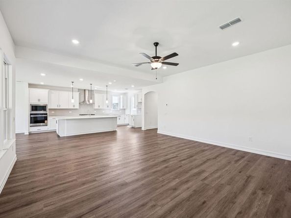 2712  Creekdale Drive , Celina Texas 75009