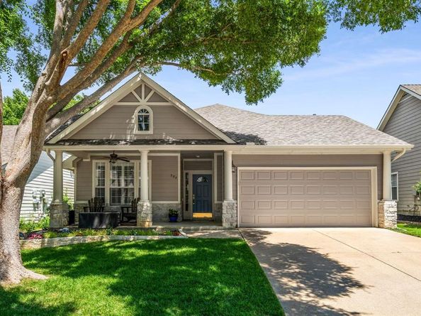504  Landing Court , Grapevine Texas 76051