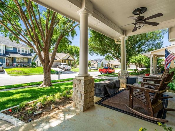 504  Landing Court , Grapevine Texas 76051