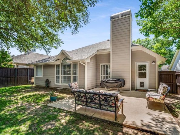 504  Landing Court , Grapevine Texas 76051