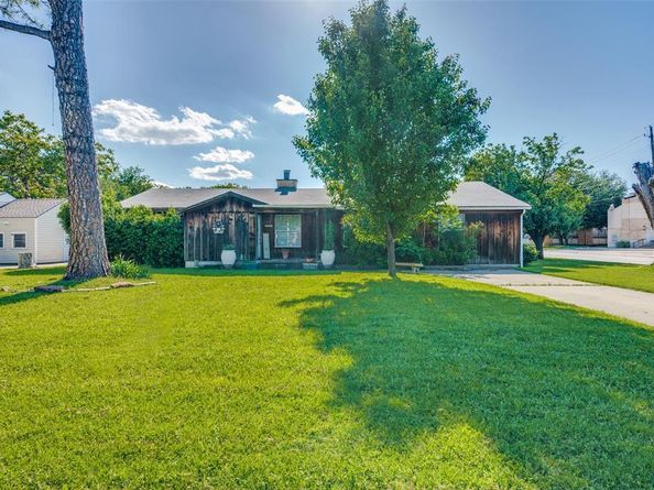 1033  Lydick Lane , River Oaks Texas 76114
