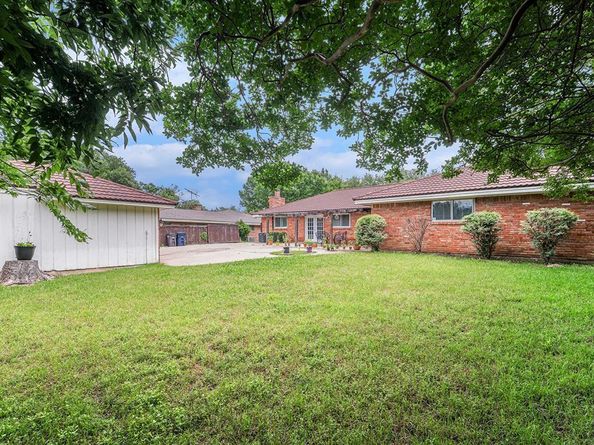 5816  Whitman Avenue , Fort Worth Texas 76133