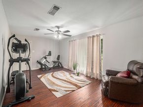 5816  Whitman Avenue , Fort Worth Texas 76133