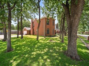 5501  Eagle Rock Road , Arlington Texas 76017