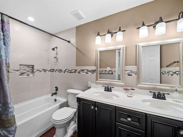 5501  Eagle Rock Road , Arlington Texas 76017