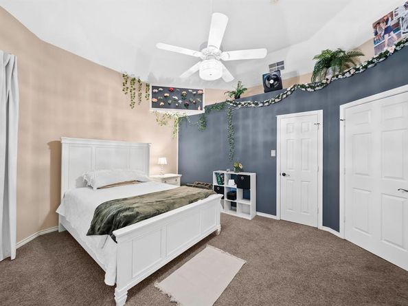 5501  Eagle Rock Road , Arlington Texas 76017