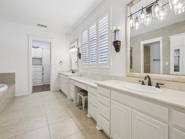 2301  Cardinal Boulevard , Carrollton Texas 75010