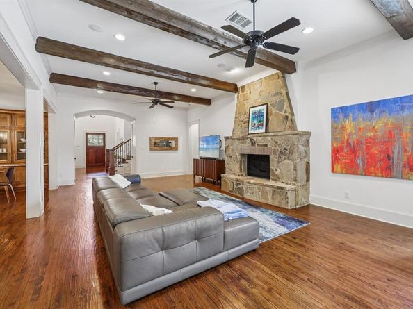 2301  Cardinal Boulevard , Carrollton Texas 75010