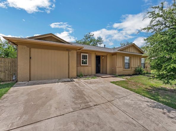 5921  Sea Breeze Lane , Fort Worth Texas 76135